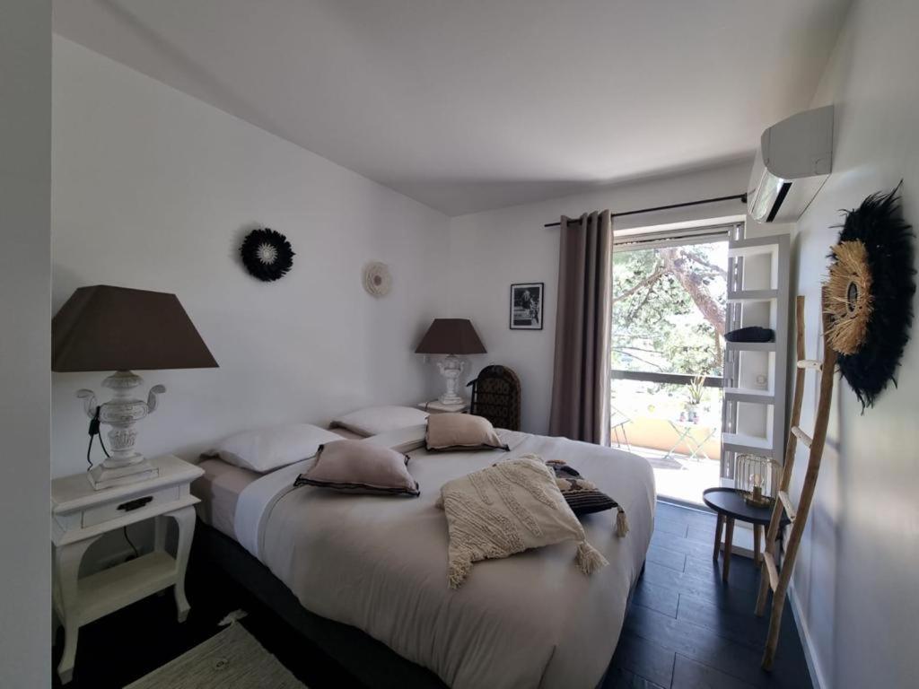 Superbe Appartement Avec Rooftop Prive แซ็ง-ทรอเป ภายนอก รูปภาพ